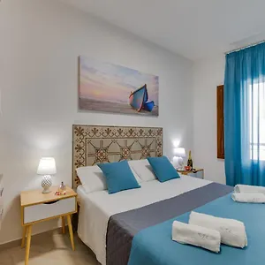 Bed & Breakfast Nottincentro -guest House-, Sciacca